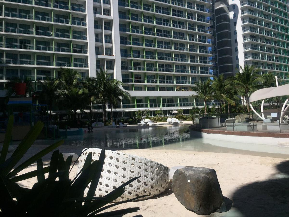 Azure Urban Beach Resort Manila By Radlett Eksteriør billede