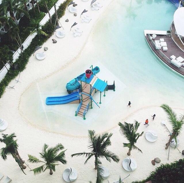 Azure Urban Beach Resort Manila By Radlett Eksteriør billede
