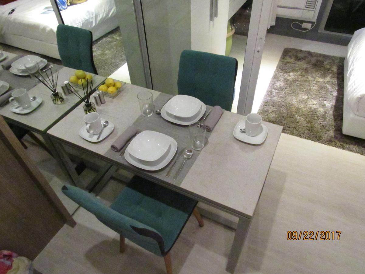 Azure Urban Beach Resort Manila By Radlett Eksteriør billede