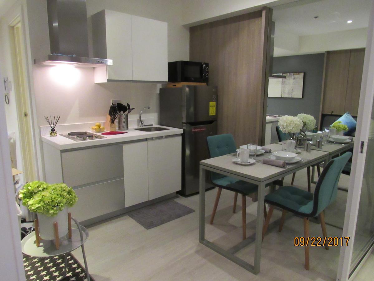 Azure Urban Beach Resort Manila By Radlett Eksteriør billede