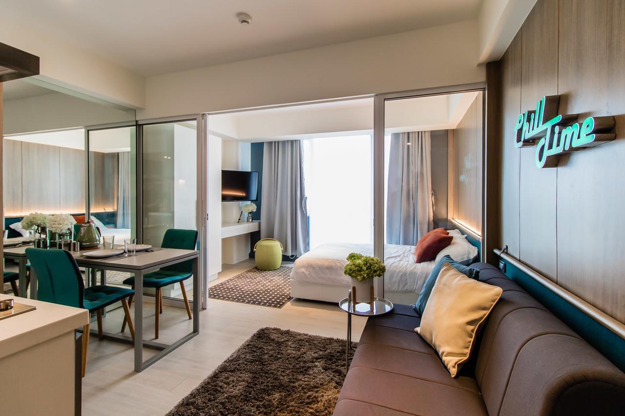 Azure Urban Beach Resort Manila By Radlett Eksteriør billede